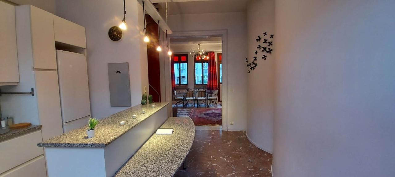 Appartement Duplex situé au centre du cœur historique de Liège Extérieur photo
